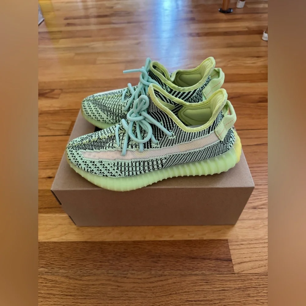 Adidas Yeezy Boost 350 V2